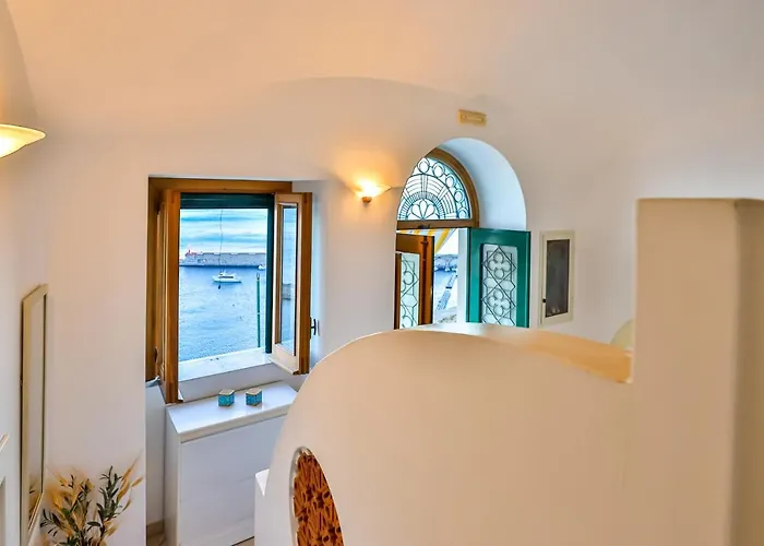 The Window To The Sky * Amalfi